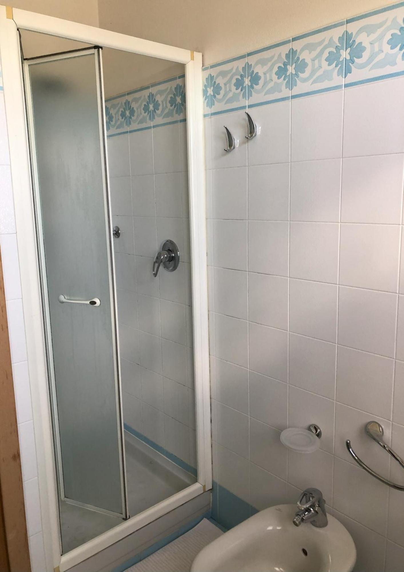 Bright Penthouse Close To Center With Terrace And Lake View Lecco Exteriör bild